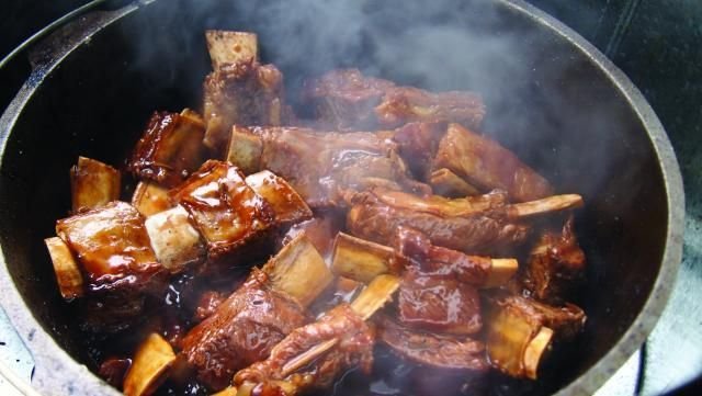 Cola and Smoky BBQ Ribs