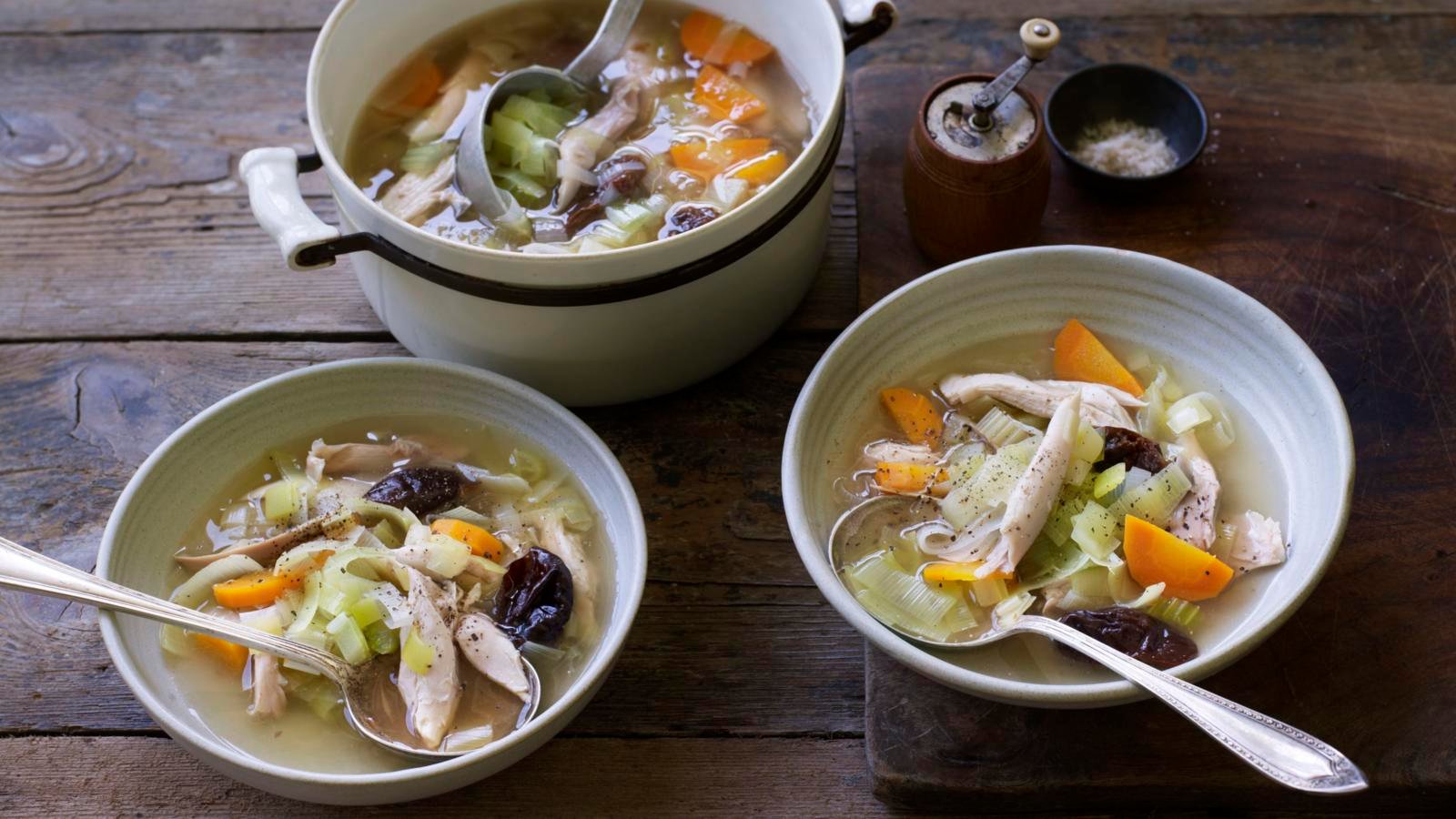 Easy cock-a-leekie soup