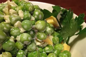 Old Fashioned Pea Salad