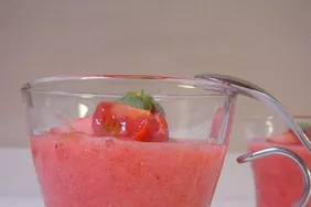 Strawberry Soup I