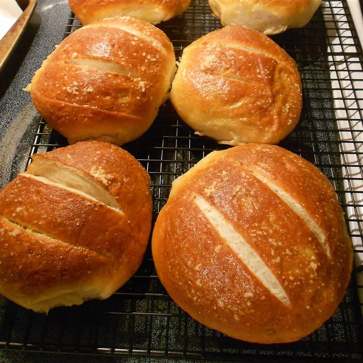 Pretzel Buns